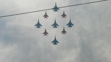 Military Planes Flying Over Moscow 05-09-2015 14