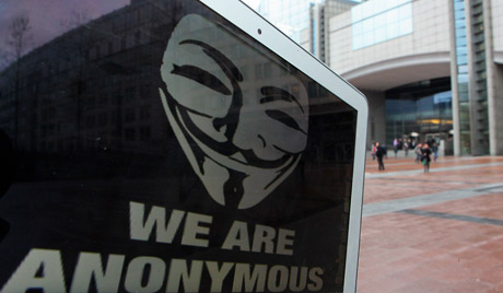 “Anonymous” petitions Obama to decriminalize DDos attacks